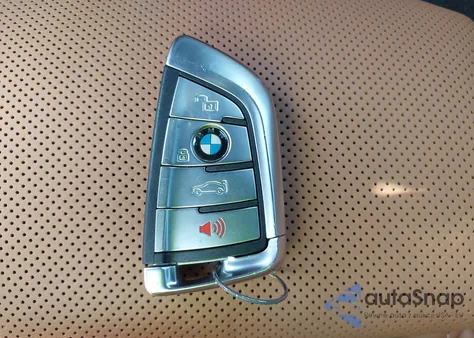 2024 BMW M850I xDrive z USA, uszkodzony, nr VIN WBABC4C0XRCR49096